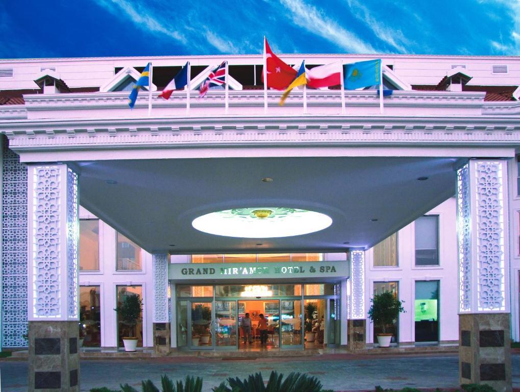 Golden Sunset Hotel&Spa Kemer Ngoại thất bức ảnh Grand Hotel